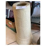 Earthenware Gazing Ball Base (Base Only), 21"