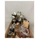 Animal Figures, Salt/Pepper, Candy Contains ner