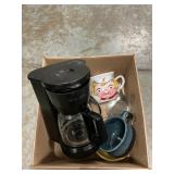 Box Lot With Coffeemaker, Soup Mugs, Spoon Rest