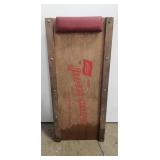 (1) Vintage Wooden Mechanics Creeper