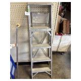 Aluminum Step Ladder