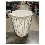 Wire Hamper With Liner