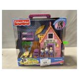 NIP Fisher-Price Sweet Streets Camp Sweet Playset