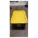 (1) Plastic Storage Container w/ Lid