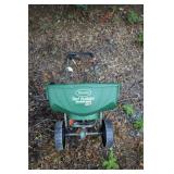 Scottï¿½s Turf Spreader