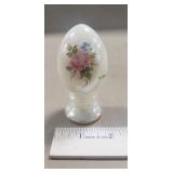 (1) Vintage Fenton Art Glass Egg