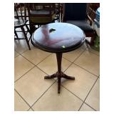 Accent Table