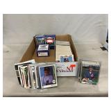 Lot  Of Late 1980ï¿½s, Early 1990ï¿½s Baseball Cards