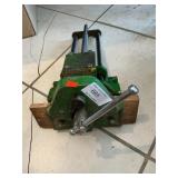 Quick Release Workbench Vise