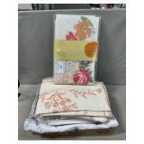 Tablecloths, Napkins
