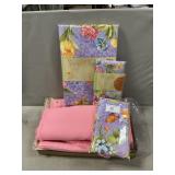 Tablecloth & Napkin Sets