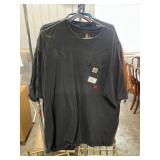 (5) Carhartt T-Shirts XL)