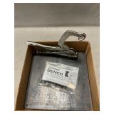 Universal Bench Clamp