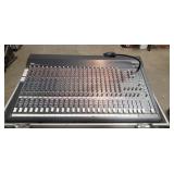 MACKIE SR24-4 VLZ 24 Channel Analog Mixing
