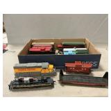 (18) HO Scale Train Cars