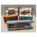 Tyco HO Scale HopperCar Unloading Set & Piggyback
