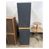 Pair of Fisher STV-410 Speakers