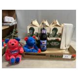 Collectible Milk Cartons, Nets Glass, Reading