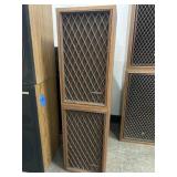 Pair of Realistic Speakers