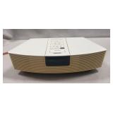 BOSE Wave Radio (Powers On / No Remote)