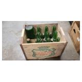 (1) Vintage Wooden Crate "Canada Dry" /