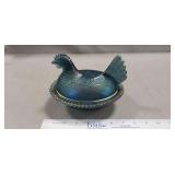 (1) Vintage Carnival Glass "Hen On Nest" Covered