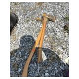 (2) Axes