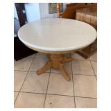 Round Table