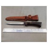 (1) Western Knife w/ Leather Sheath