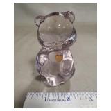(1) Vintage Art Glass Bear