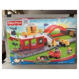 Fisher-Price Little People Discovery Airport