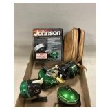 (5) Johnson Fishing Reels