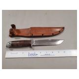 (1) Western Knife w/ Leather Sheath