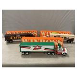 (3) Hersheyï¿½s Winross Trucks