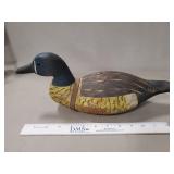 (1) Wooden Duck Decoy