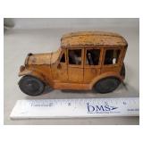 (1) Vintage Cast Iron Toy Car