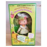 (1) Vintage Kenner Doll w/ Original Box