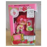 (1) Vintage Kenner Doll w/ Original Box