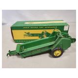 (1) Vintage Eska/ERTL 1:16 Scale John Deere Toy