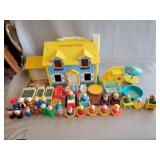 Vintage Fisher-Price Play Family House w/