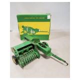 (1) Vintage John Deere Toy 14T Square Hay Baler w/