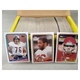 (1) Box Of Assorted Topps NFL Football Cards