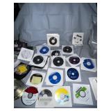 Large lot of software cds-see pics