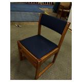 lot of 20 chairs, 1 pictured