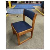 lot of 25 chairs, one pictured