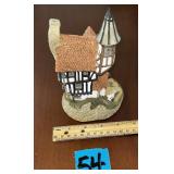 There was a crooked house David Winter 1986