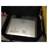 Hitachi CP-X250 Projector with case