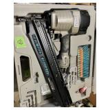 Pneumatic nail gun