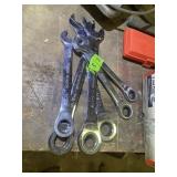 Set of wrenches