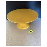 yellow cake stand
